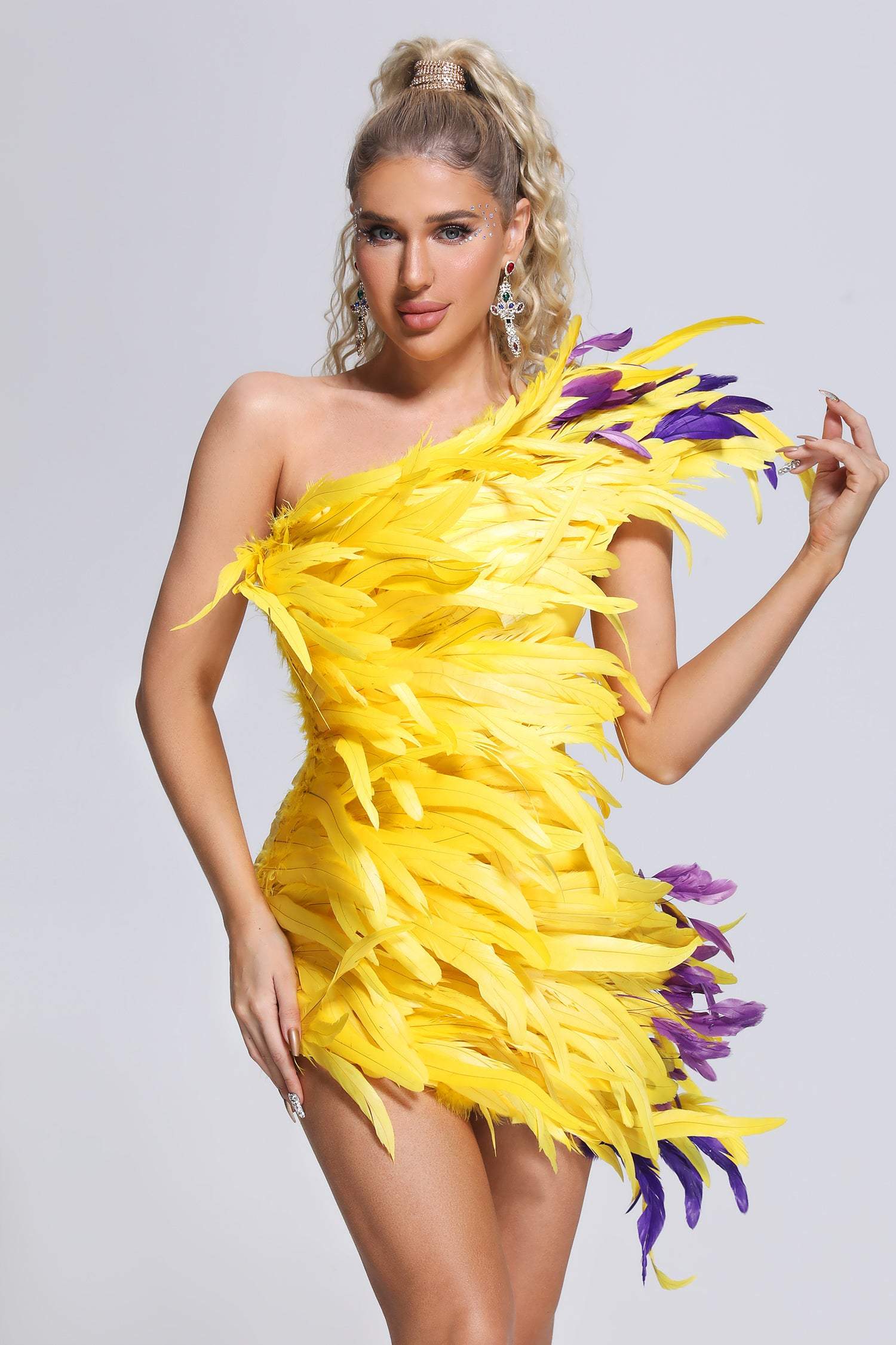 Women's Elegant Vibrant Yellow Feather Party Sleeveless Dress