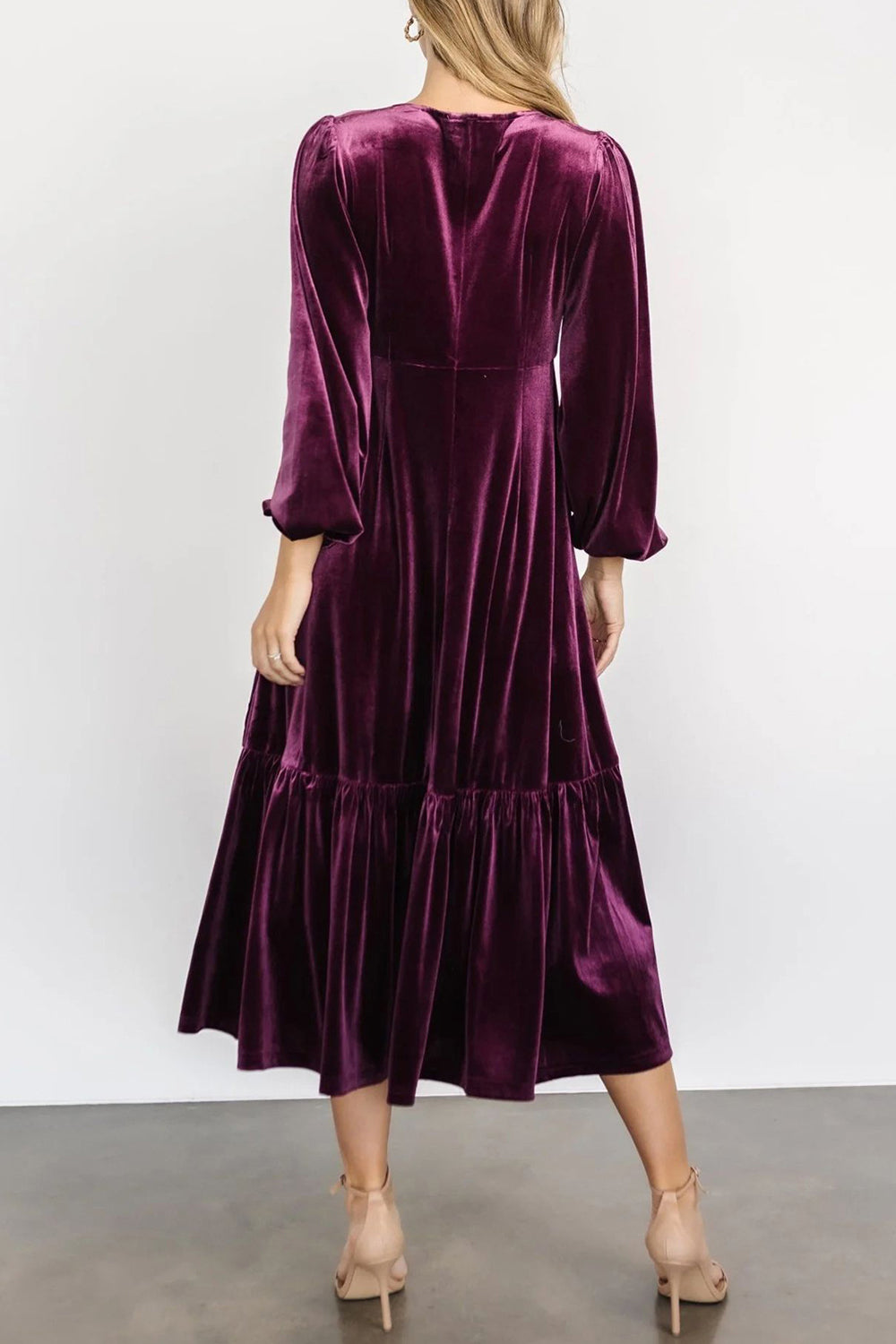 V-Neck Long Sleeve Midi Velvet Dress Trendsi