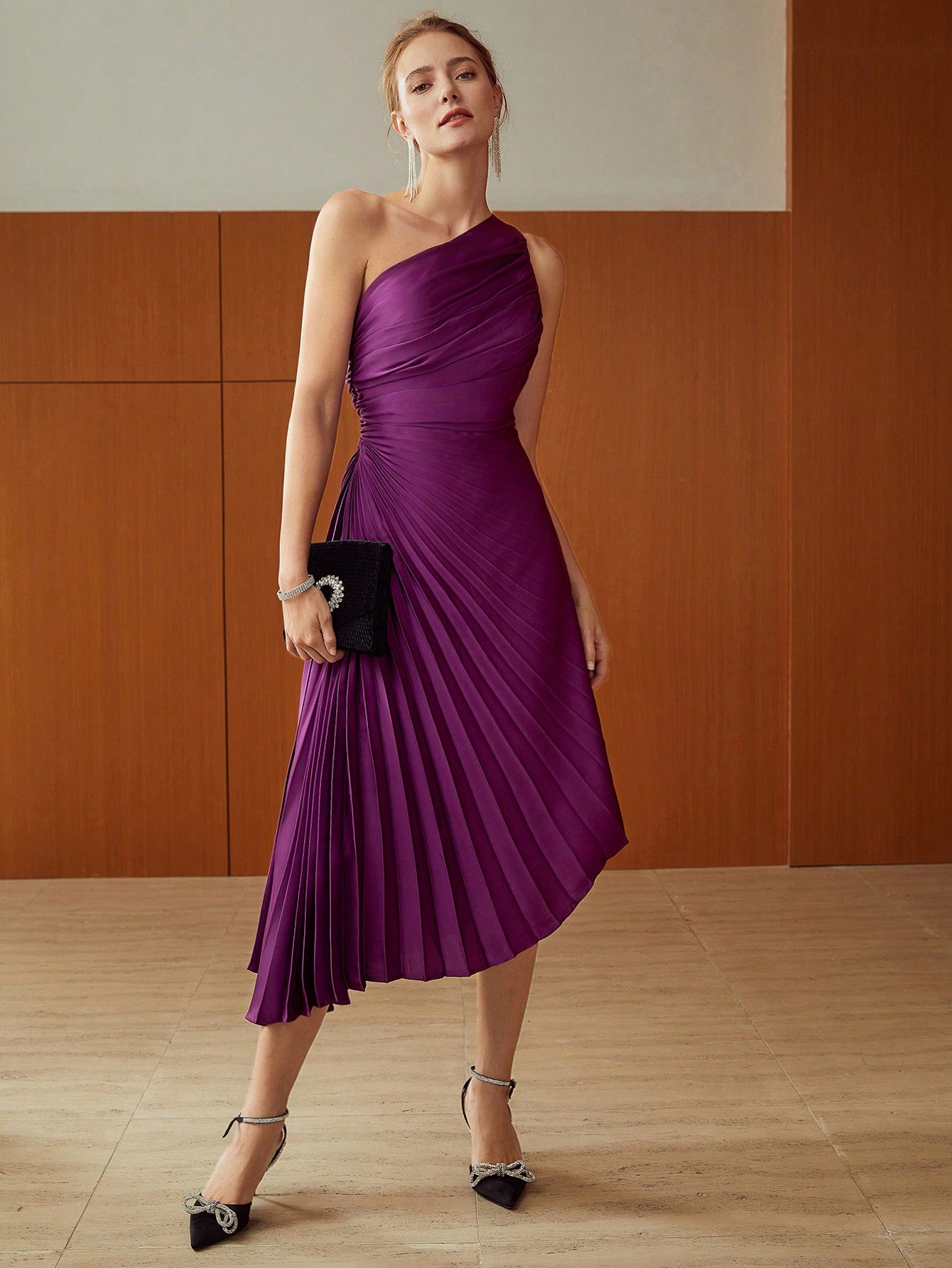 Elegant Pleated Cutout One-shoulder Dress Aclosy