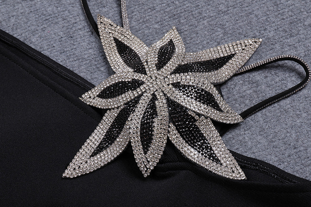 Sleeveless V-neck SUNFLOWER Diamond Mini Slim Fit Dress Aclosy