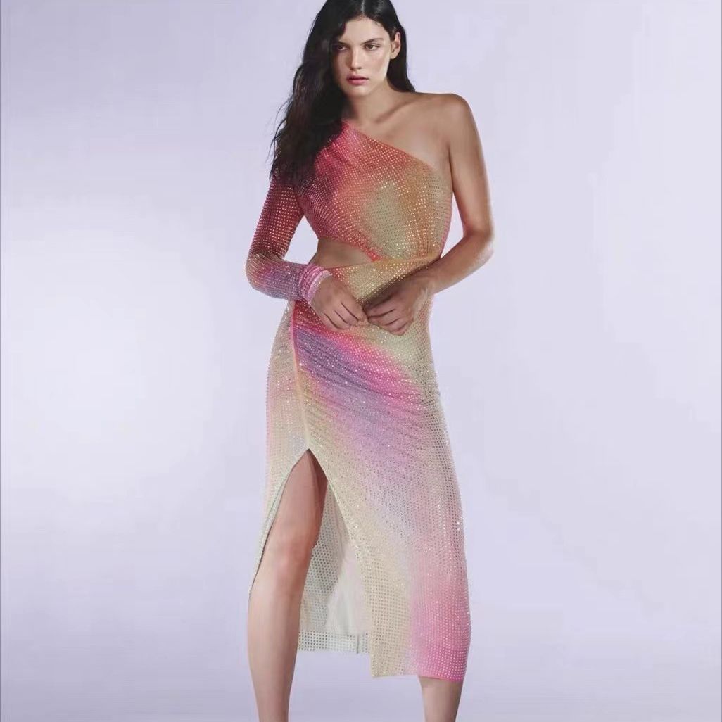 Diagonal Shoulder And Waist Revealing Colored Dress With Slit And Buttocks Wrapped aclosy