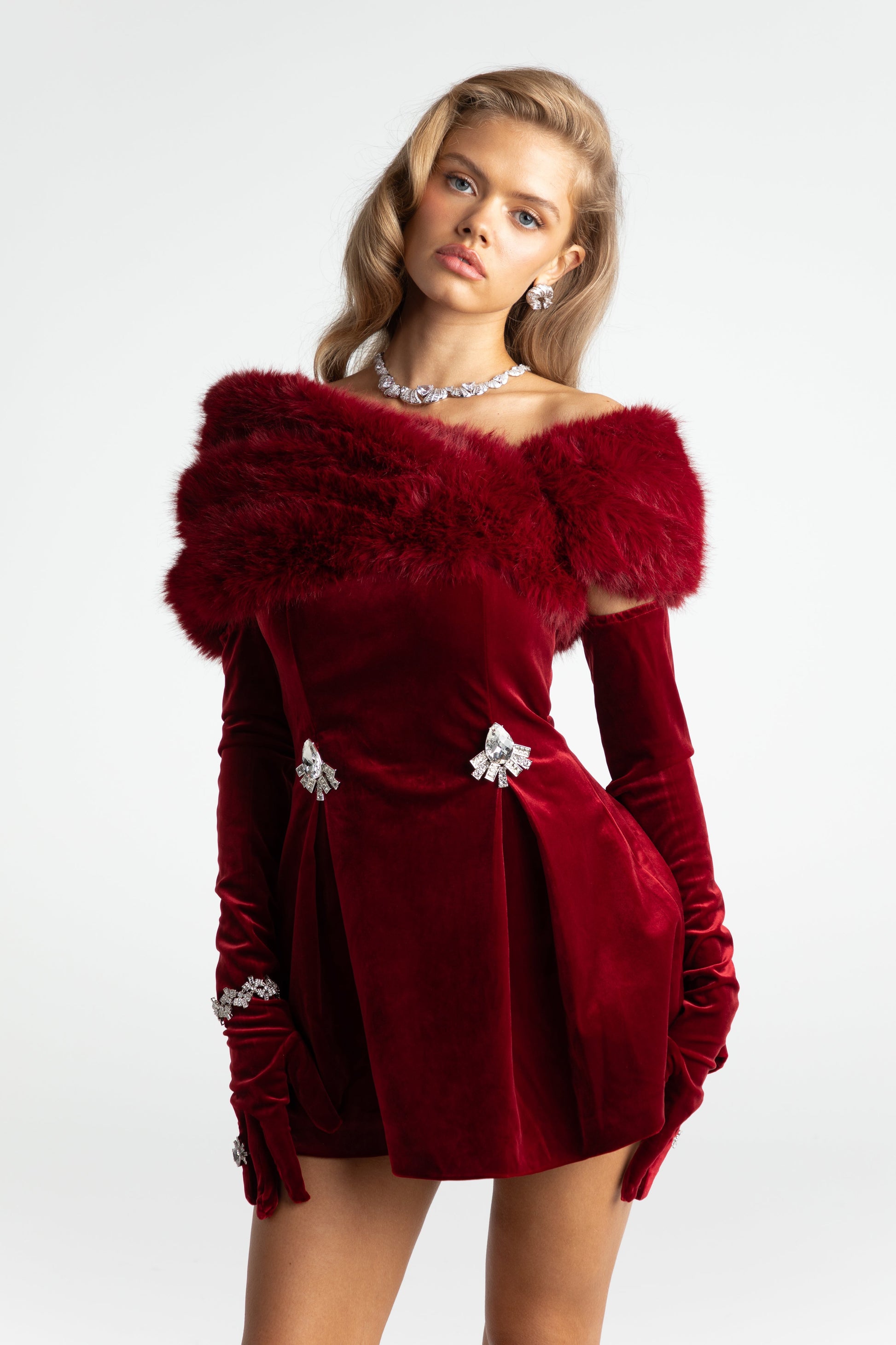 Scarlet Luxe Velvet Dress (Copy) aclosy