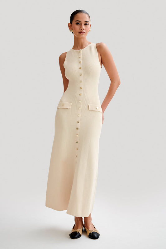 Sakyer Buttoned Elegant Maxi Dress