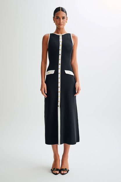 Sakyer Buttoned Elegant Maxi Dress