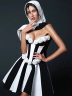 ALENA WHITE ROSE MINI SKIRT