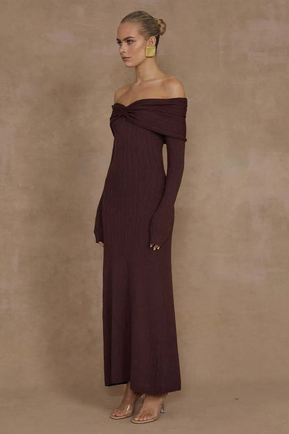 Perpiya Elegant Strapless Maxi Dress