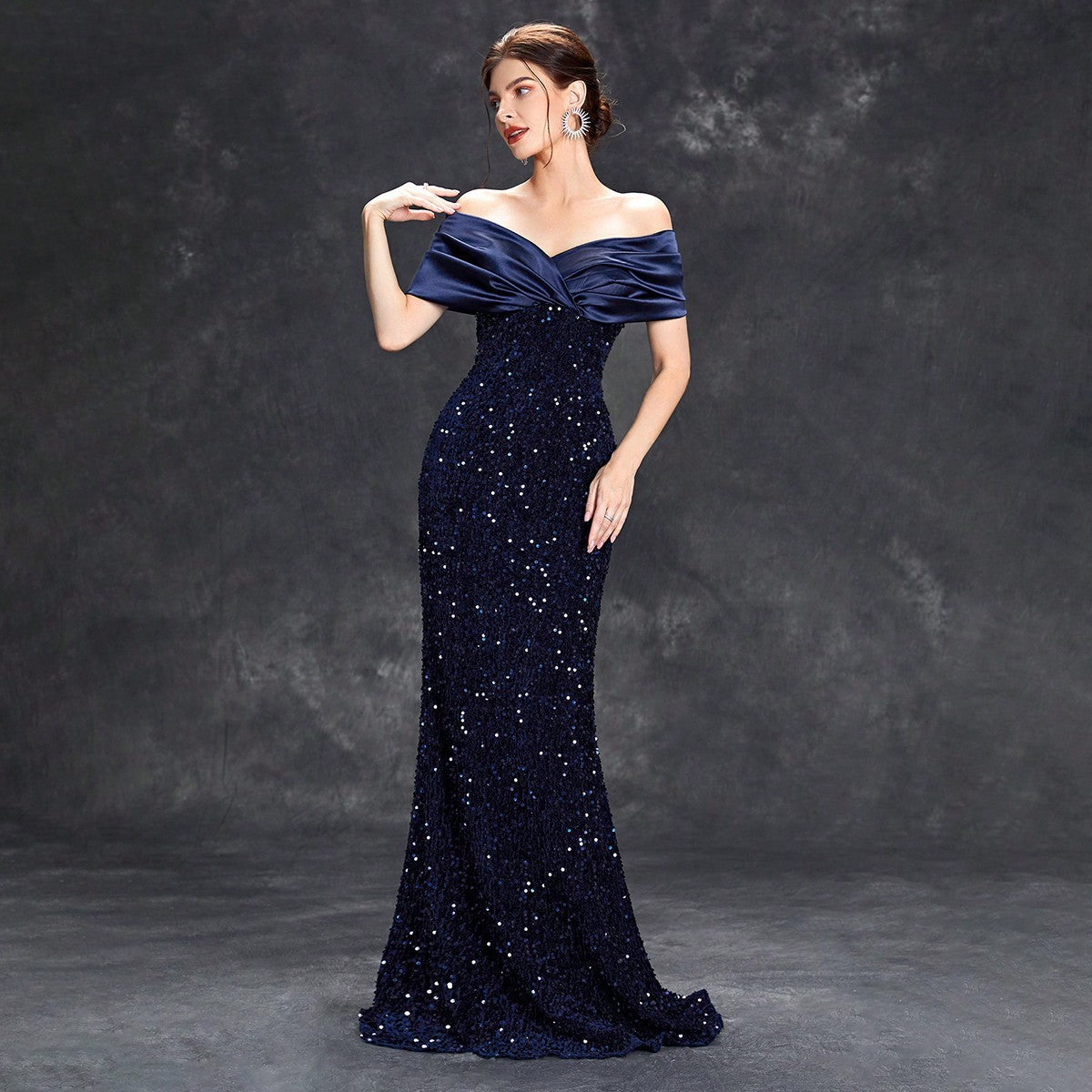 New Off-shoulder Evening Dress New Slim Fishtail Sexy Temperament Christmas Party Dress aclosy