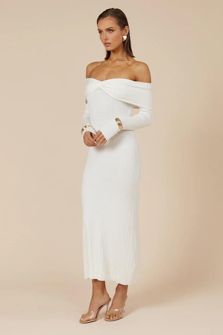 Perpiya Elegant Strapless Maxi Dress