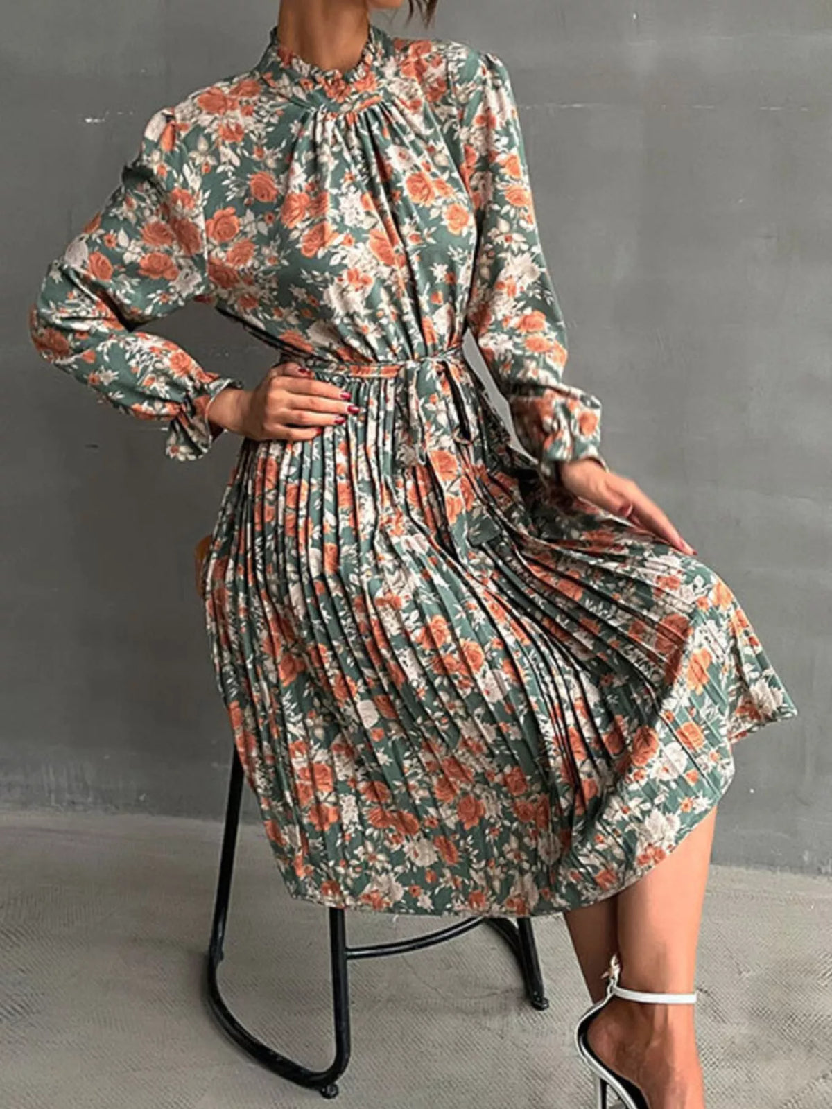 Floral Print Long Sleeve Pleated Midi Dress