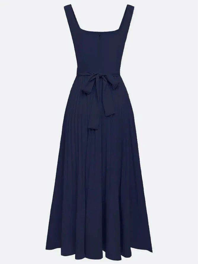 WELANA ELEGANT PLEATED MAXI DRESS