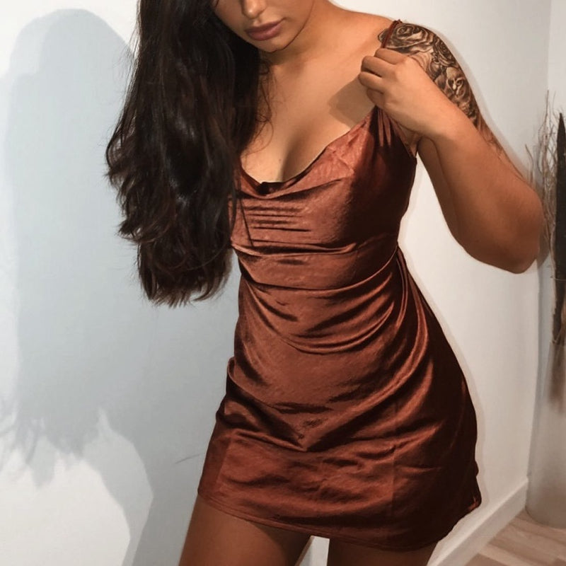 European And American Satin Waist-controlled Lace-up Strap Dress aclosy