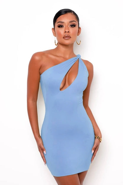 Solid Color One-shoulder Sleeveless Hollow Dress aclosy