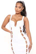 HULA BANDAGE HOLLOW DRESS