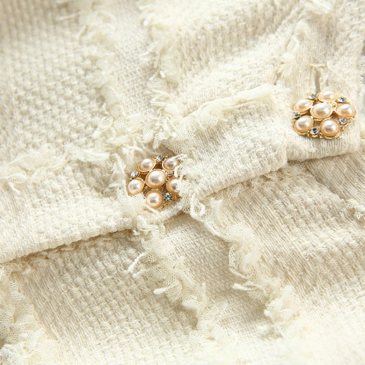 Short-sleeved Dress With Braided Pearl Chain Aclosy