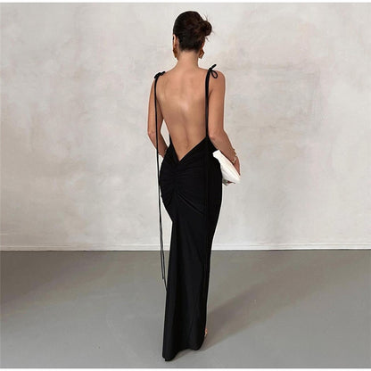 New Women's Fashion Halter Sexy Backless Slim Package Hip Temperament Dress aclosy