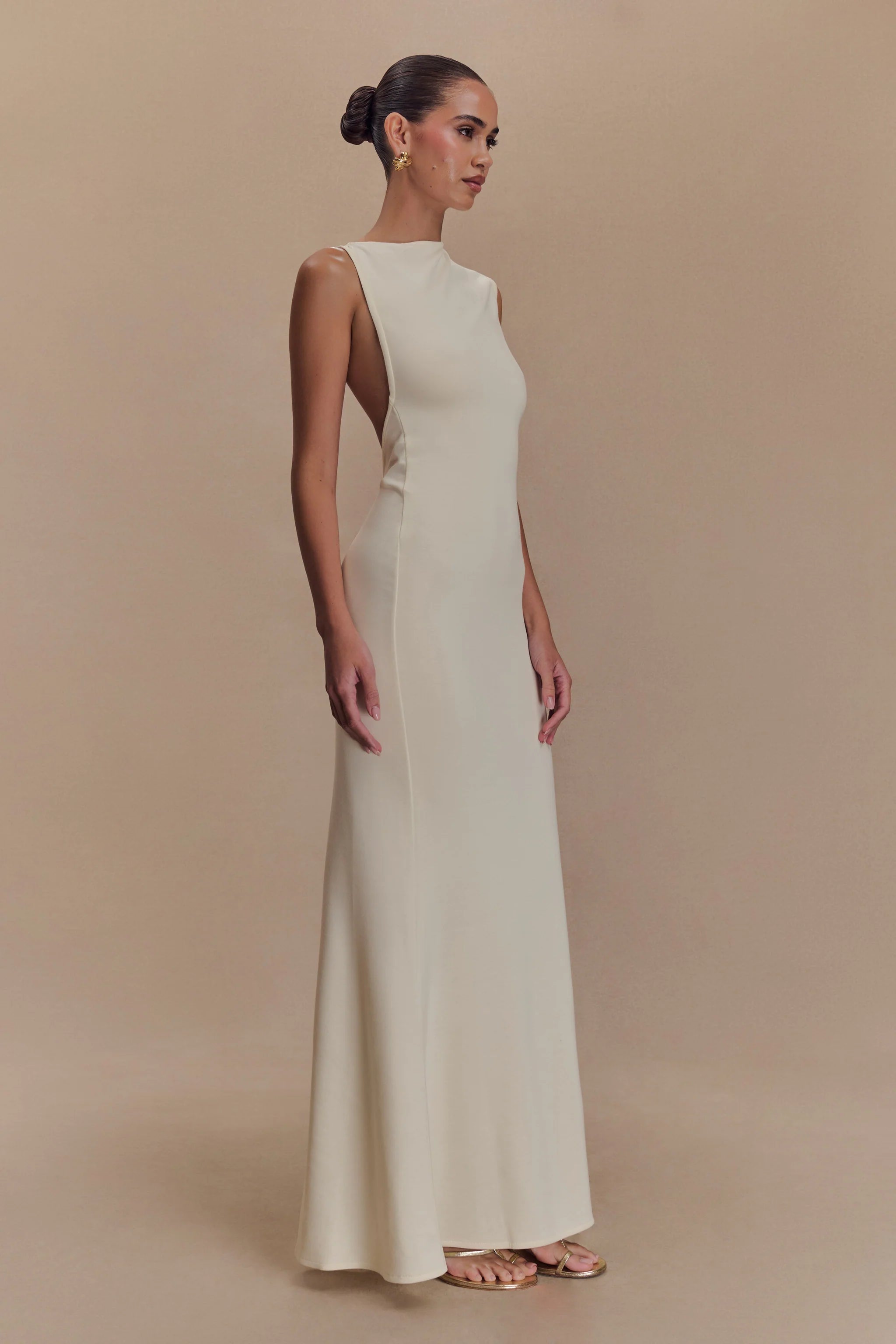 Aeria elegant backless bandage maxi Dress