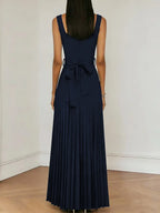WELANA ELEGANT PLEATED MAXI DRESS