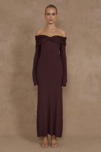 Perpiya Elegant Strapless Maxi Dress