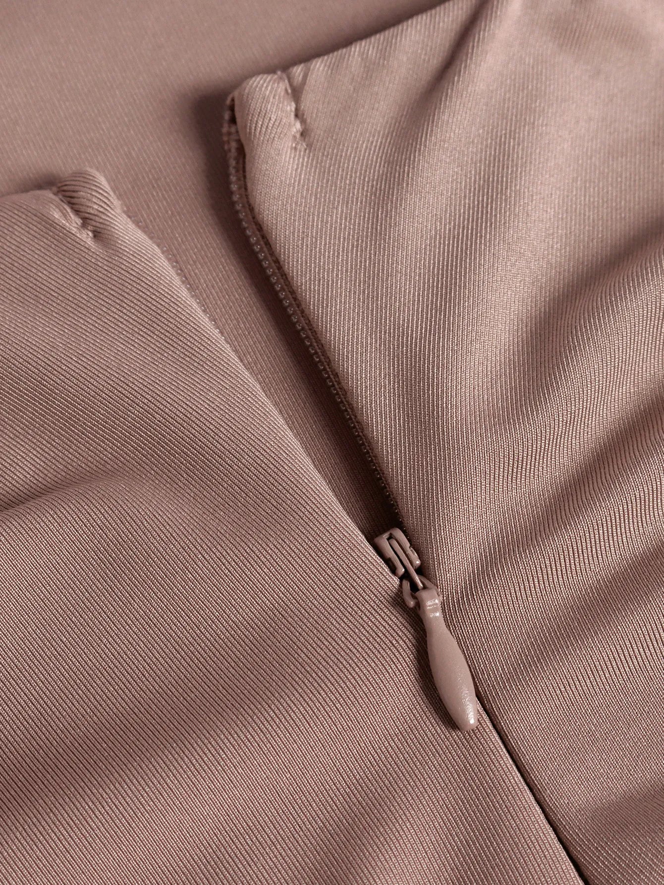 ALANA FISHBONE BACKLESS EVENING MAXI DRESS