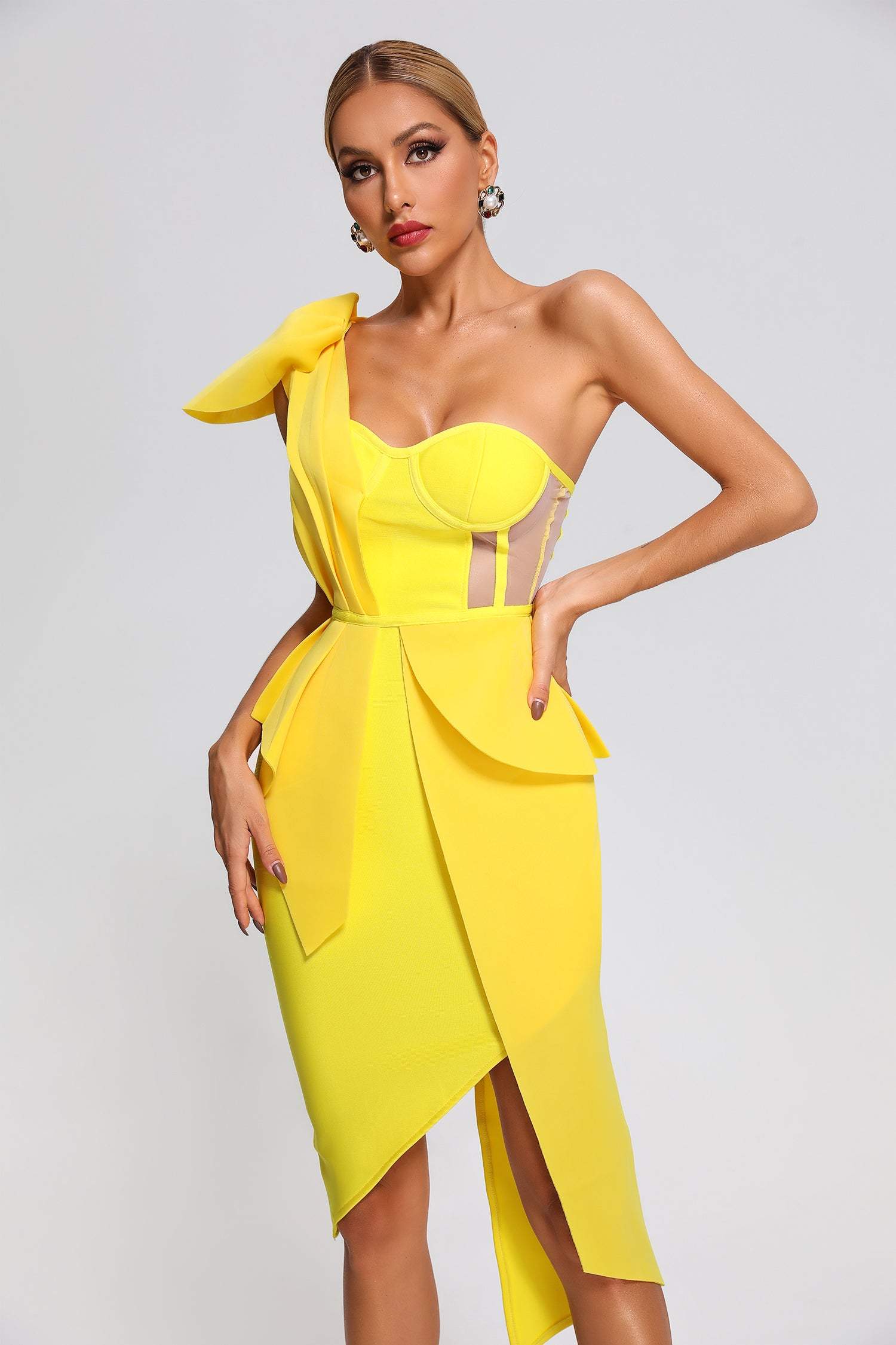 Irregular one-shoulder bowknot slim slim dress Aclosy