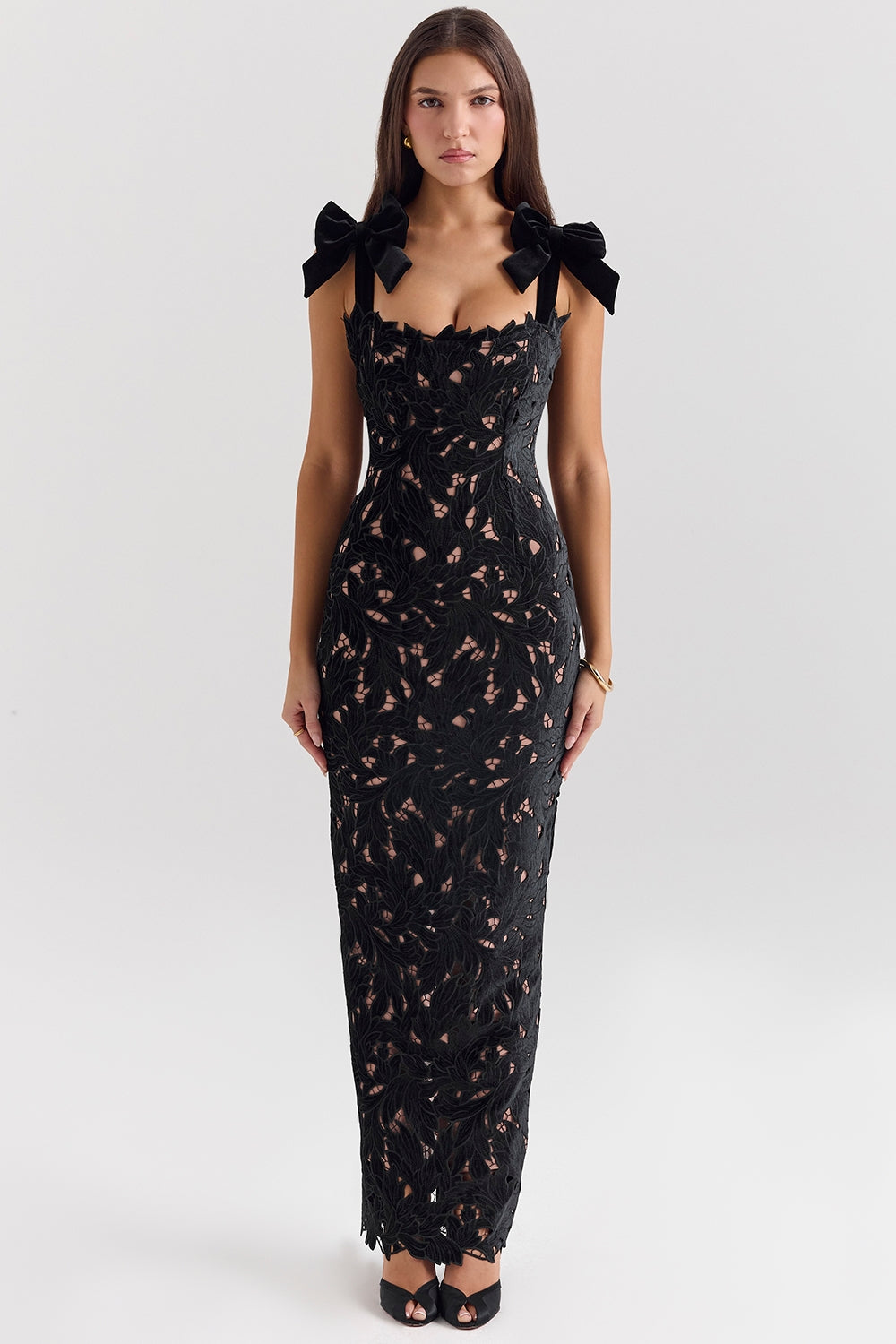 ALERNA ELEGANT MAXI DRESS BLACK  Aclosy