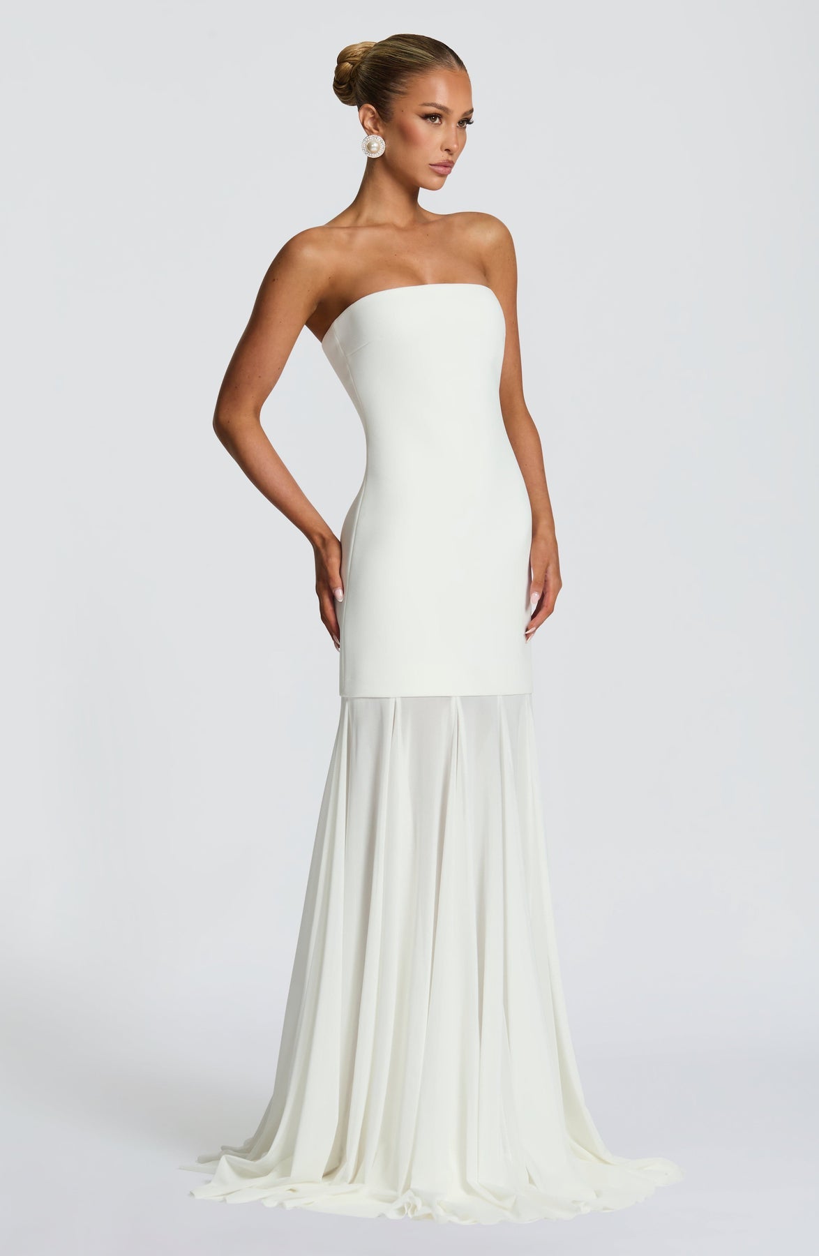 Elerna Strapless Hugging Mermaid Maxi Dress