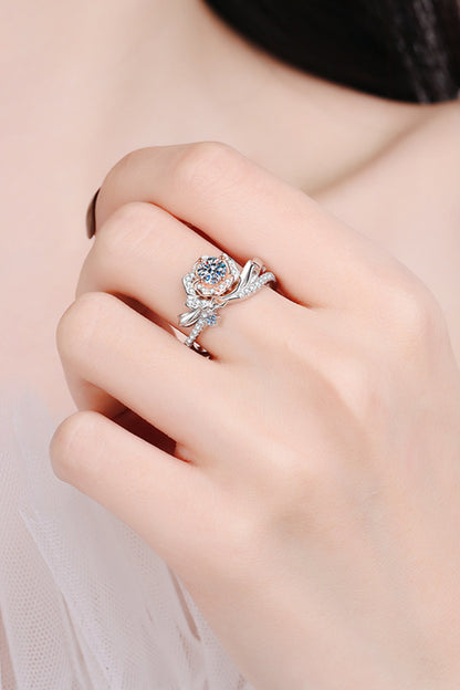 925 Sterling Silver Rose-Shaped Moissanite Ring Trendsi