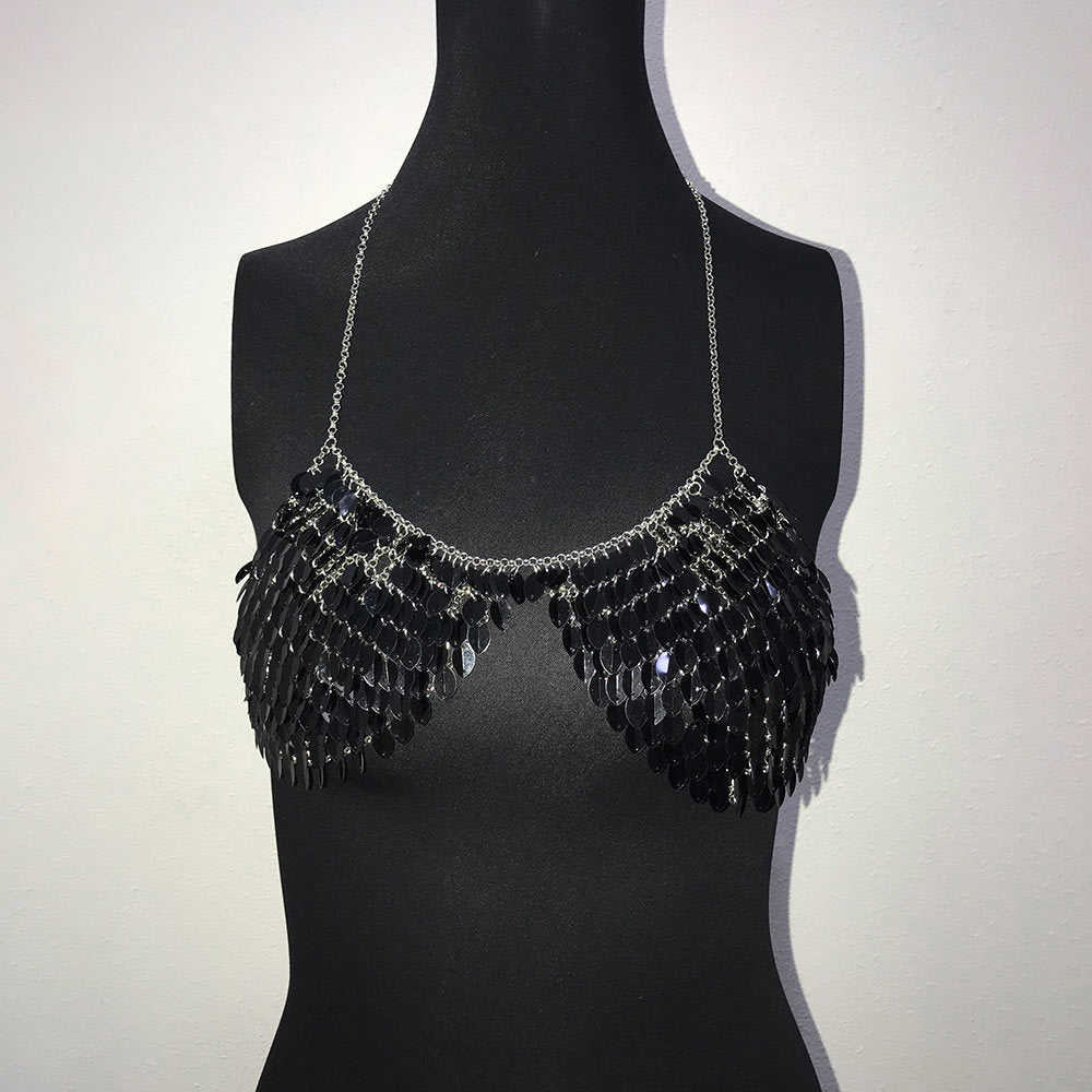 Exaggerated personality metal leaf bra chain aclosy