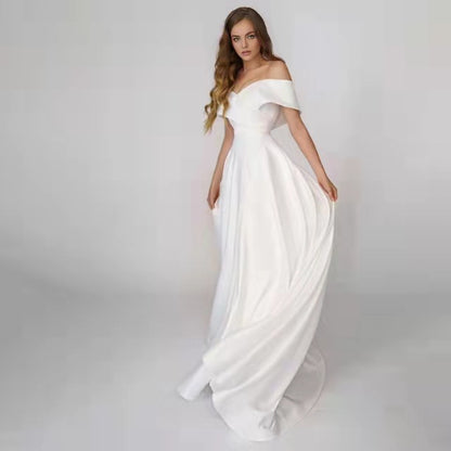 Women's Fashionable Satin One-shoulder Evening Dress Aclosy