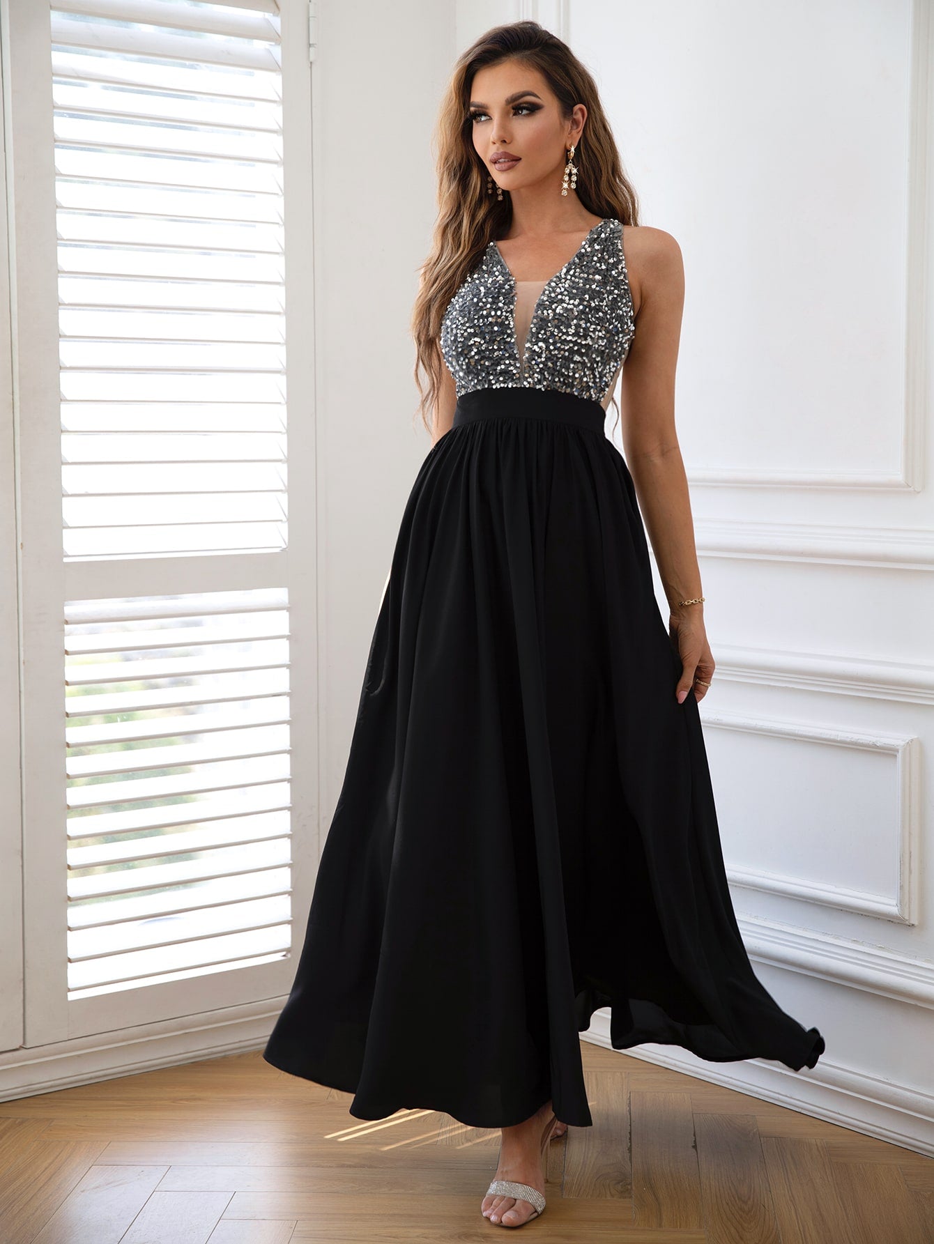 Contrast Sequin Sleeveless Maxi Dress Trendsi