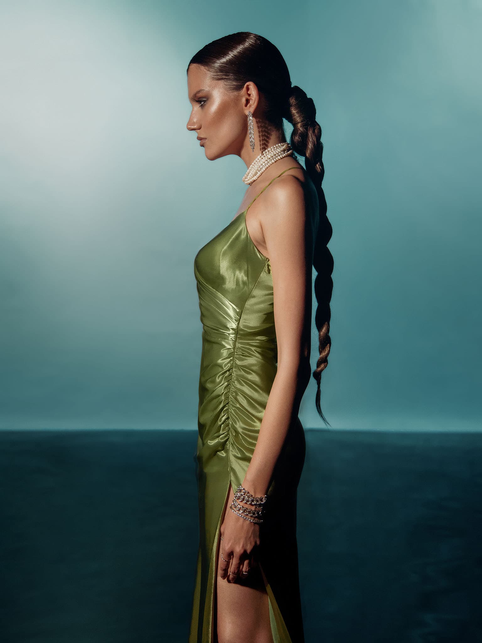 Satin V-neck Side Gathered Dress-Green aclosy