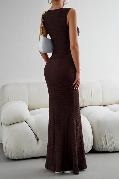 Round Neck Sleeveless Maxi Fishtail Dress Trendsi