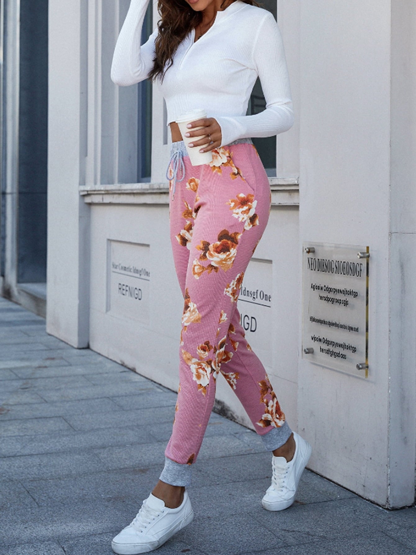 Floral Print Slim Fit Long Pants Trendsi